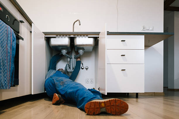 Professional Leak Detection technician working in Lakeside, CT